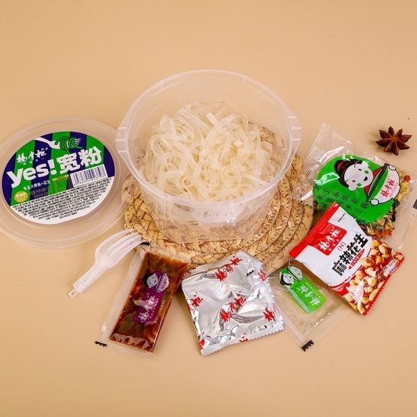 Корейская чашка Instant Vermicelli Instant Noodles Большая кость Неолющенный аромат Кипятить за 5 мин.